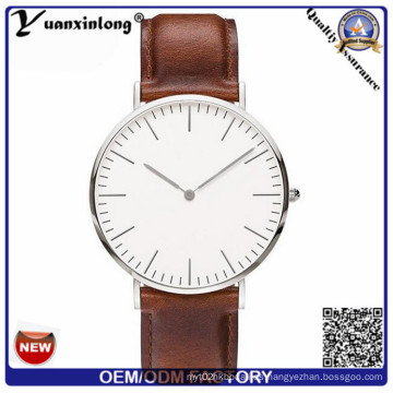 Yxl-649 simple diseño de acero inoxidable caso delgado hombre de negocios reloj impermeable Leaether banda reloj